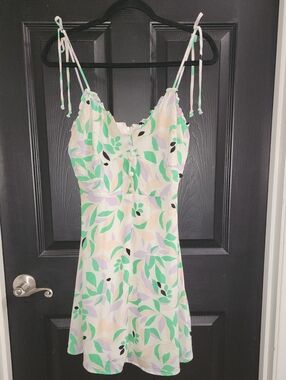 Gianni Bini Pastel Leaf Tie-Shoulder Mini Dress
